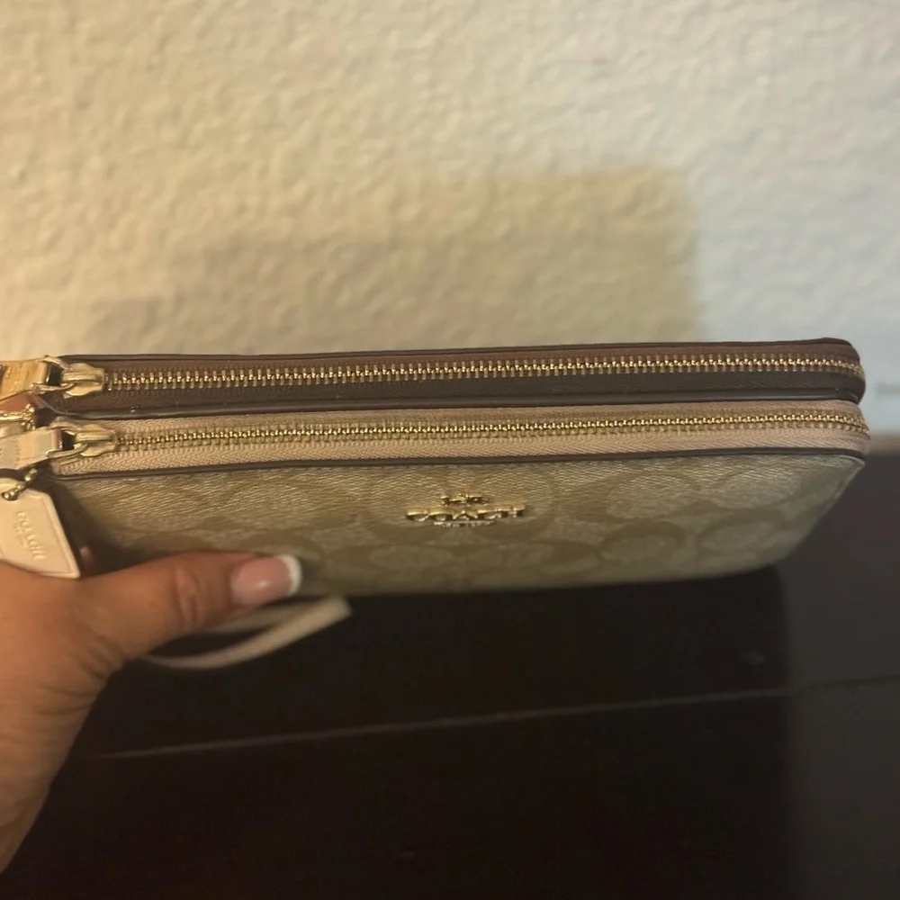 Coach Brown Signature Coated Canvas Double Corner Zip Wallet Wristlet/Purse